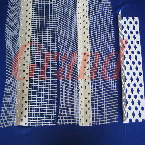 带玻璃纤维网格的 PVC 角型材