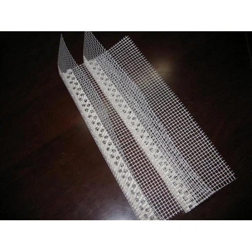 带玻璃纤维网格的 PVC 角型材
